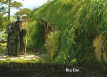2001 Topps Lord of the Rings: The Fellowship of the Ring #21 Bag End Front