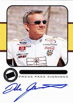 2001 Press Pass - Signings #NNO Dale Jarrett Front