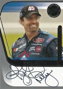 2004 Press Pass - Signings #NNO Kyle Petty Front
