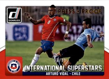 2015 Donruss - International Superstars Gold Press Proof #4 Arturo Vidal Front