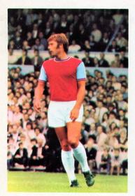 1971-72 FKS Publishers Wonderful World of Soccer Stars Stickers #308 Geoff Hurst Front