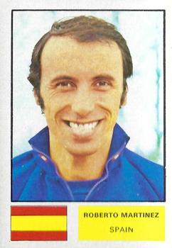 1974 FKS Wonderful World of Soccer Stars World Cup #201 Roberto Martinez Front
