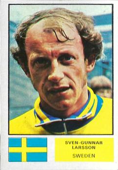 1974 FKS Wonderful World of Soccer Stars World Cup #215 Sven-Gunnar Larsson Front