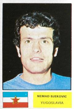 1974 FKS Wonderful World of Soccer Stars World Cup #242 Nemad Bjekovic Front