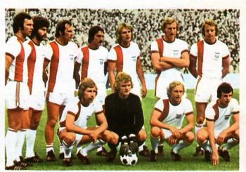 1975-76 FKS Soccer Stars #342 Bayern Munich Front