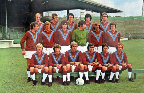 1975-76 FKS Euro Soccer Postcards #NNO Burnley Front