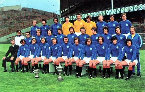 1975-76 FKS Euro Soccer Postcards #NNO Rangers Team Group Front
