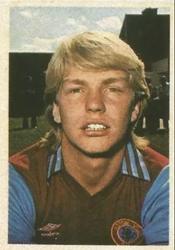 1981-82 FKS Publishers Soccer 82 #19 Gary Shaw Front