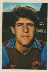 1981-82 FKS Publishers Soccer 82 #32 Colin Gibson Front