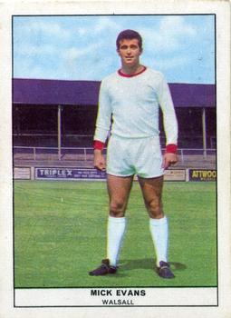 1969-70 Anglo Confectionery Football Quiz #28 Mike Evans Front