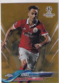 2017-18 Topps Chrome UEFA Champions League - Gold Refractor #15 Jonas Front
