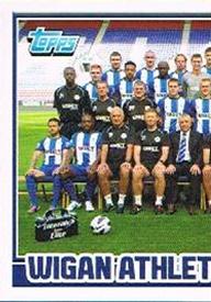 2012-13 Topps Premier League 2013 #340 Wigan Team Pt.1 Front