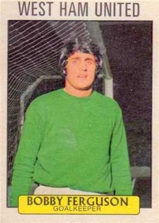1971-72 A&BC Gum English Footballers (Purple Backs) #123 Bobby Ferguson Front