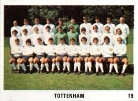 1970 The Sun Football Swap Cards #19 Team Photo Front