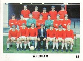 1970 The Sun Football Swap Cards #68 Team Photo Front