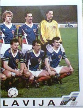 1992 Panini Euro '92 Stickers #65 Team Front