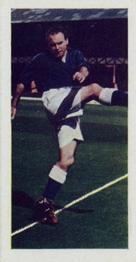 1957 Cadet Sweets Footballers #25 Peter Farrell Front