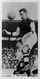 1934 J. A. Pattreiouex Footballers in Action #54 Vic Watson Front