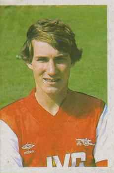 1983-84 FKS Publishers Soccer Stars #4 Stewart Robson Front
