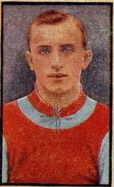 1922 Sport and Adventure Famous Footballers #11 Billy Thirlaway Front