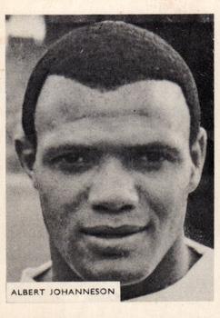 1966-67 A&BC Footballers #146 Albert Johanneson Front