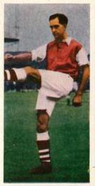 1960 Cadet Sweets Footballers #40 Dave Bowen Front