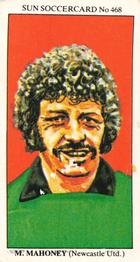 1978-79 The Sun Soccercards #468 Mike Mahoney Front