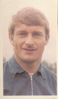 1970 D.C. Thomson World Cup Stars #41 Roger Hunt Front