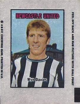 1970-71 A&BC Chewing Gum Action Transfers #NNO Wyn Davies Front