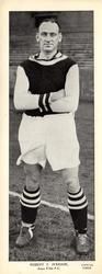 1938-39 Topical Times Footballers #NNO Robert Iverson Front