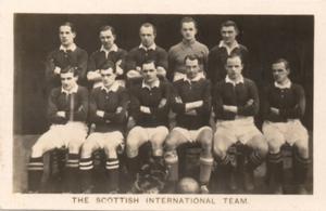 1923 The Magnet Library Football Teams 2nd Series #NNO The Scottish International Team Front