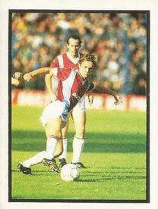 1987-88 Daily Mirror/Sunday Mirror Soccer 88 Stickers #272 Kevin Keen Front