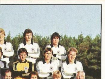 1984 Panini Euro 84 #133 Team Photo 2 Front