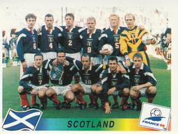1998 Panini World Cup Stickers #32 Scotland Team Group Front