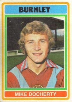 1976-77 Topps Footballer #168 Mike Docherty Front