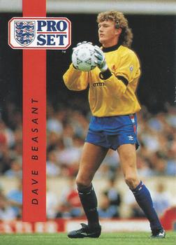 1990-91 Pro Set #28 Dave Beasant Front