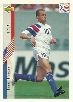 1994 Upper Deck World Cup Contenders English/Spanish #17 Earnie Stewart Front