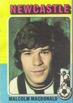 1975-76 Topps #10 Malcolm MacDonald Front
