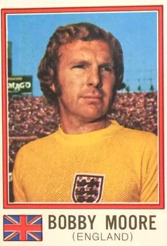 1974 Panini FIFA World Cup Munich Stickers #366 Bobby Moore Front