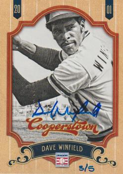 2014 Panini Hall of Fame 75th Year Anniversary - '12 Panini Cooperstown Buybacks #20 Dave Winfield Front