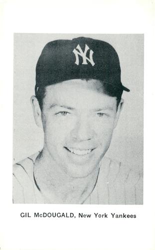 1965 Jay Publishing New York Yankees Postcards #16 Gil McDougald Front