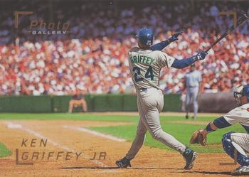 1997 Topps Gallery - Photo Gallery #PG4 Ken Griffey Jr. Front