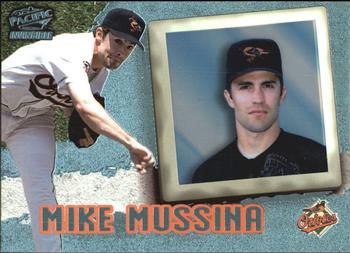 1998 Pacific Invincible - Platinum Blue #10 Mike Mussina Front