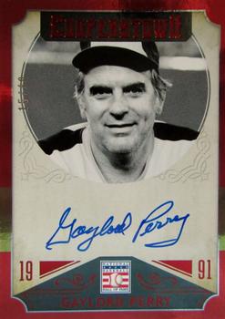 2015 Panini Cooperstown - HOF Signatures Red #19 Gaylord Perry Front