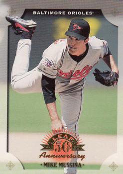 1998 Leaf #43 Mike Mussina Front