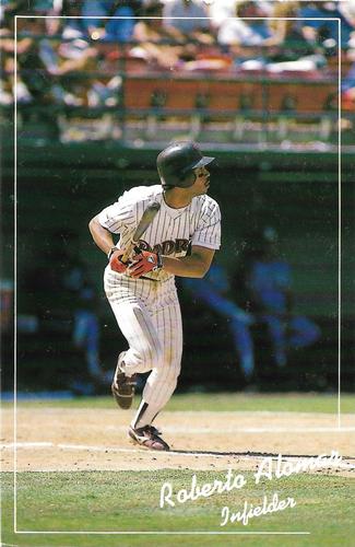 1989 San Diego Padres Postcards #NNO Roberto Alomar Front