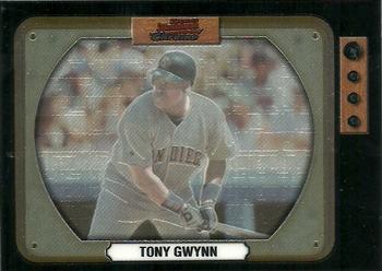 2000 Bowman Chrome - Retro/Future #80 Tony Gwynn  Front