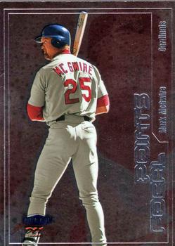 2000 Fleer Focus - Focal Points #1 F Mark McGwire  Front