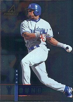 1998 Pinnacle Plus #43 Eric Young Front