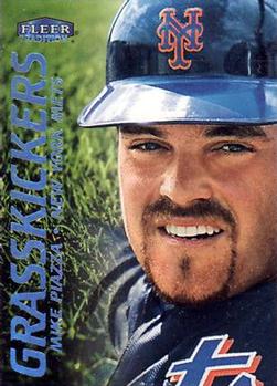 2000 Fleer Tradition - Grasskickers #4 GK Mike Piazza Front